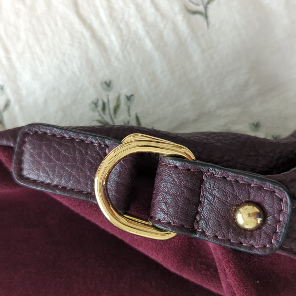 New convertible bag with zip closure - Picture 2 of 4